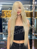 باروكه بلوند نص الضهر ليس باوصه طويله